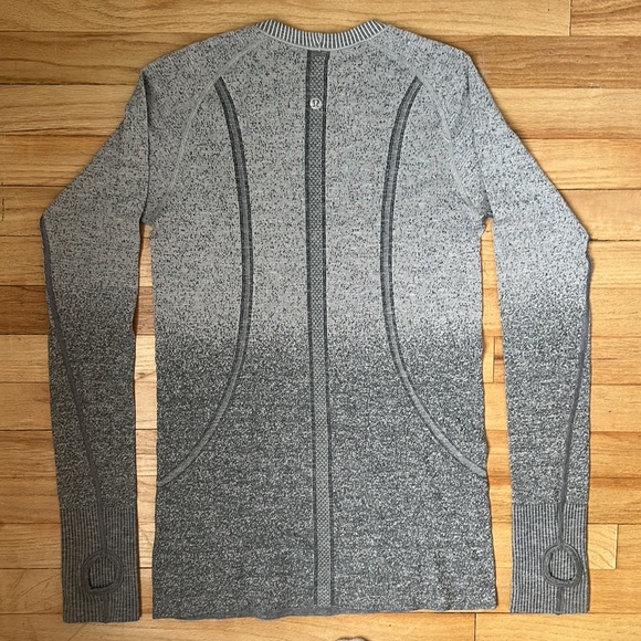 Lululemon long sleeve - Picture 3 of 3
